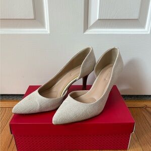 Kelly & Katie Neutral Heels 8.5